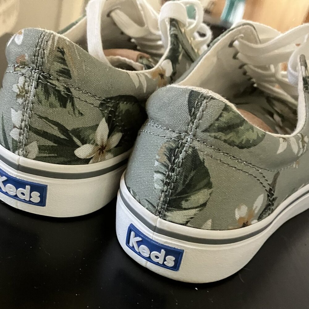 Keds Tropical Green Canvas Sneakers NEW - Picture 3 of 5